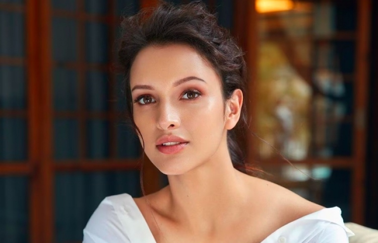 ތުރިޕްތީގެ އިންސްޓަ ފޮލޮވާސްގެ އަދަދު ދެ މިލިއަނަށް