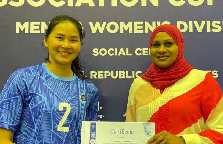 ރަނަރަފް ޕޮލިހަށް ފުރަތަމަ މެޗު ކާމިޔާބު