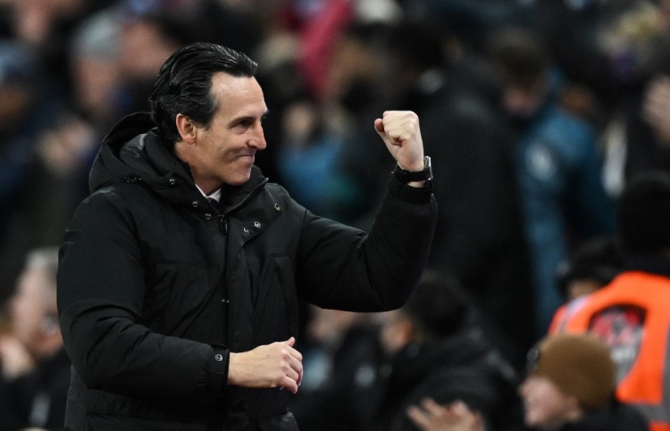 އާސެނަލް ބަލިކޮށް އެމެރީ ތަށީގެ ވާހަކަ ފަށައިފި