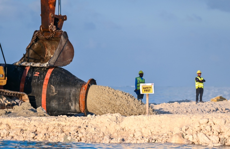 މާލެ އިން 17 މިނިޓް: މުސްތަގުބަލުގެ ސިޓީގެ މަލަމަތި