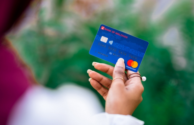 ކިޔަވާކުދިންގެ ކާޑު ލިމިޓު 1200 ޑޮލަރަށް ބޮޑުކޮށްފި