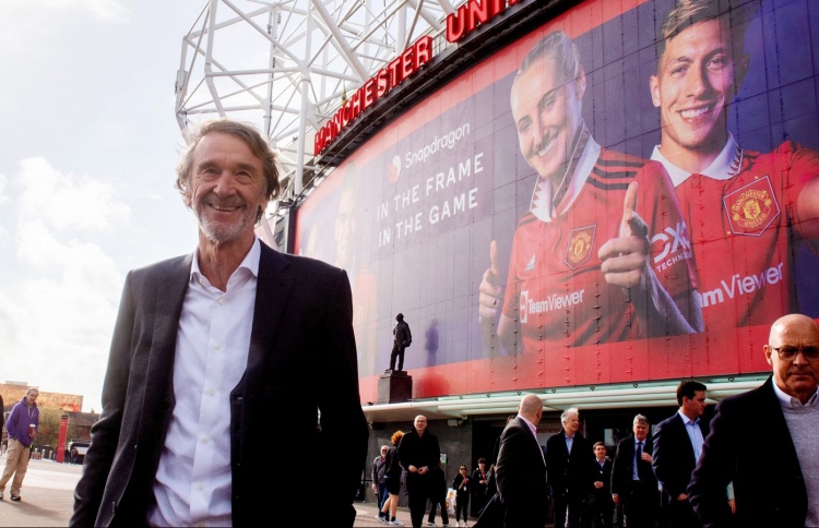 ޔުނައިޓެޑްގެ ހުރިހާ ބާރެއް ރެޓްކްލިފް ހޯދައިފި