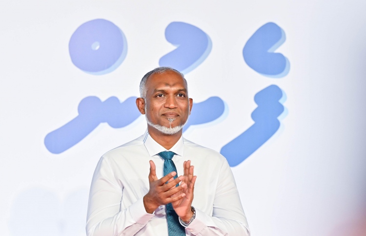 އިނގިލި ބުރިކޮށްލިޔަސް އަޅުގަނޑާ ދެކޮޅު ނުވާނެ:ރައީސް