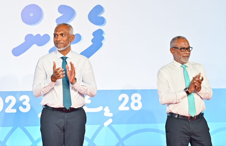 ލ. އަތޮޅުގެ ތާރީހު ބަދަލުކޮށްލެއްވީ ރައީސް: އަދުރޭ
