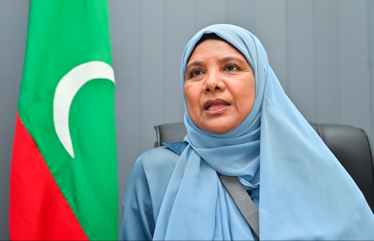 އަންހެނުންނަށް 100 މިލިއަން ރުފިޔާގެ ލޯނު ދޫކުރަނީ