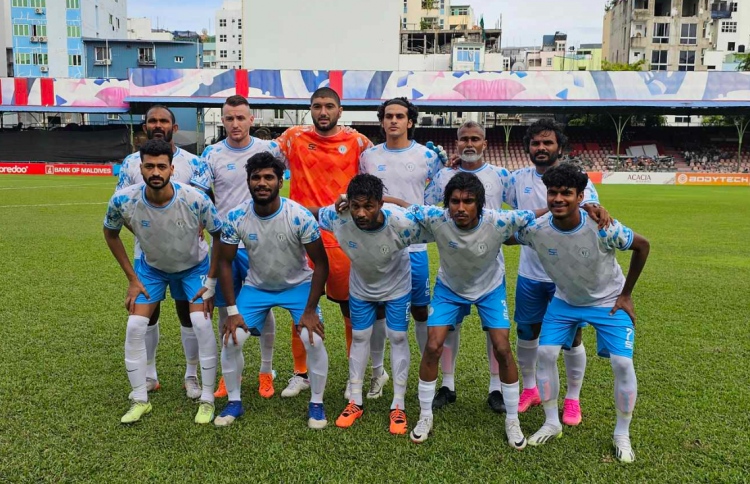 އަޑޭގެ ހިއްސާއާ އެކު އޭނާގެ ލެގޫންސް ދެވަނަ ޑިވިޝަން ފެށީ  މޮޅަކުން