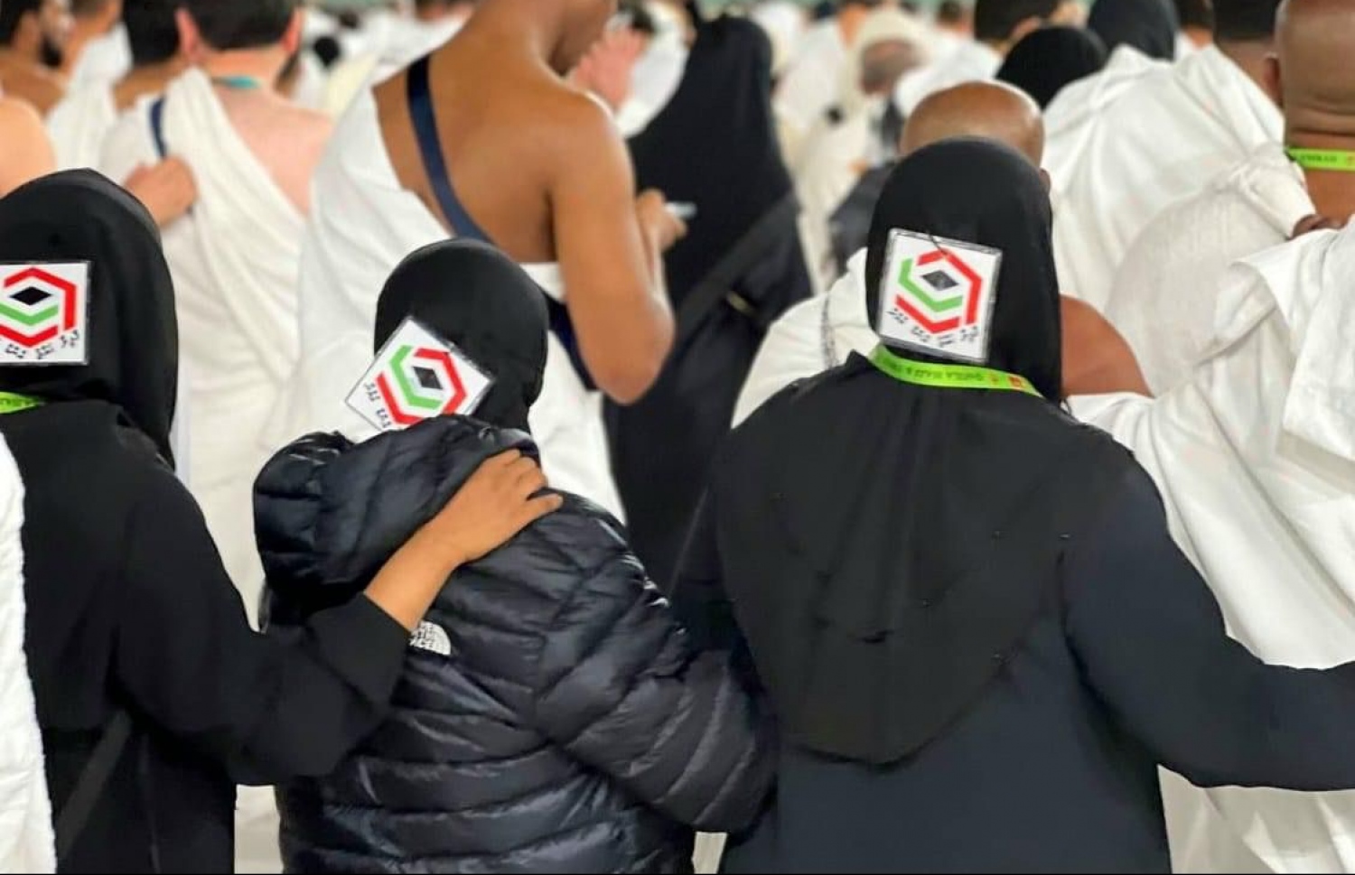 އުމްރާ ކުންފުނިތަކުގެ ނަންތައް ހާމަ ނުކުރުމުން ރުޅިގަދަވެއްޖެ