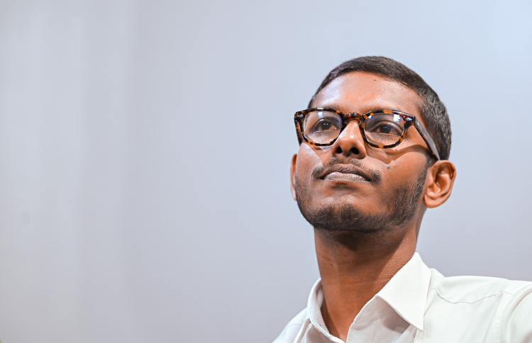 ކައުންސިލަރު ސައިފް: އޭނާ ވަނީ އަލުން އެމްޑީޕީއާ ގުޅިފައި - ފޮޓޯ: މިހާރު