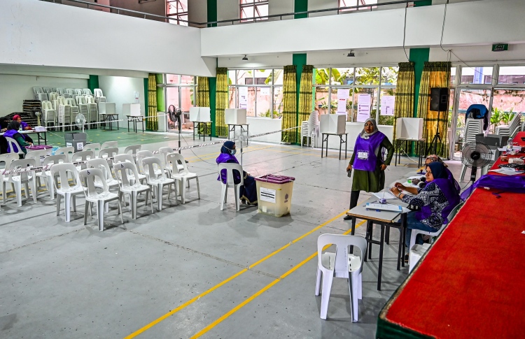 މޭޔަރު އިންތިހާބު: ވޯޓުލާ މަރުކަޒުތައް ހުސްކޮށް