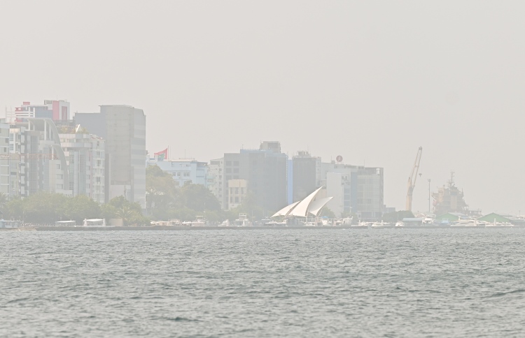 ނުރައްކާތެރިވާ މިންވަރަށް ވައި ނުސާފު!