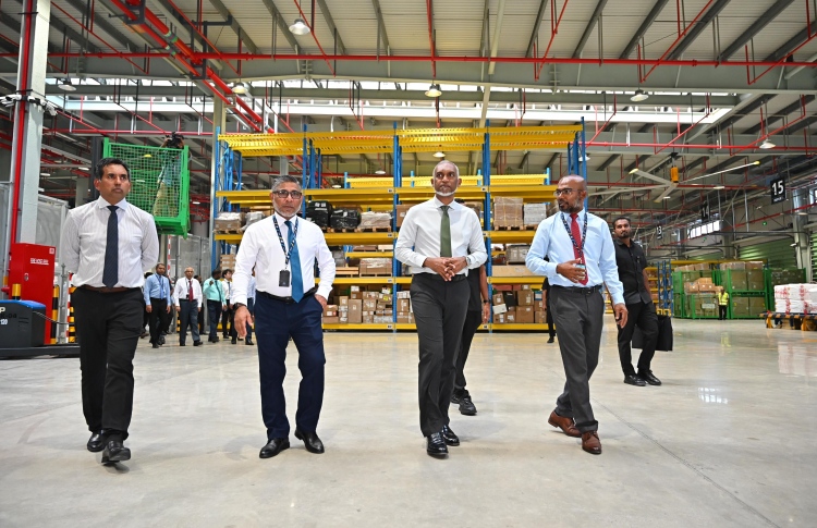 ދެ ގުނަ ބޮޑުކޮށް ވީއައިއޭ އާ ކާގޯ ޓާމިނަލް ހުޅުވައިިފި