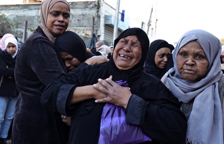 ހަމަލާތަކުގެ ތެރޭ ޣައްޒާގައި 20000 ކުދިން އުފަންވި