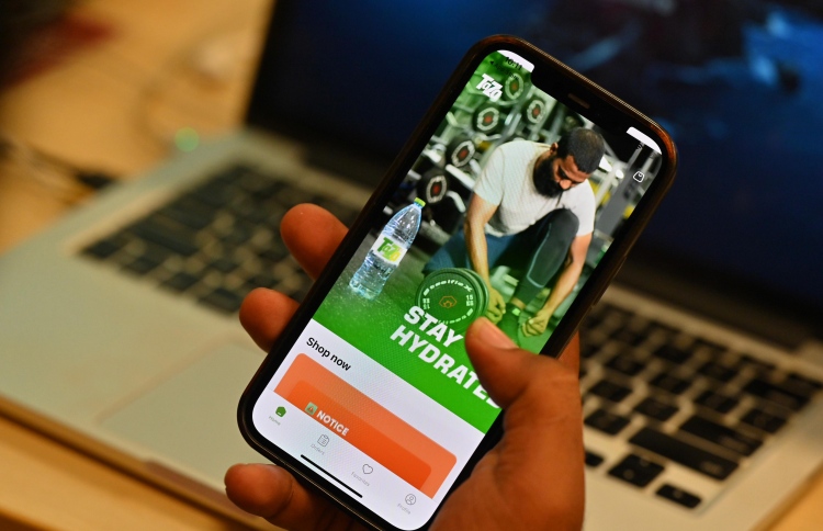 ތާޒާ ފެނަށް އޯޑަރު ދޭން މޯބައިލް އެޕެއް