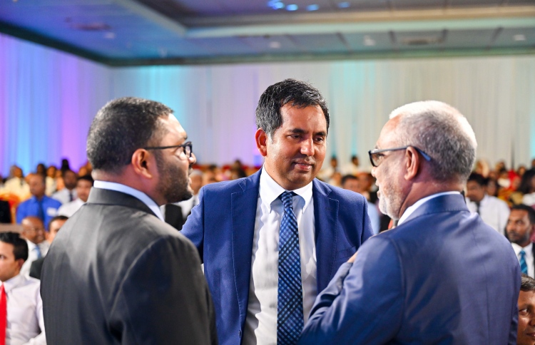 ޑިވެލޮޕްމަންޓް ބޭންކު އުފެއްދުމުގެ ލައިސަންސަށް އެދިއްޖެ