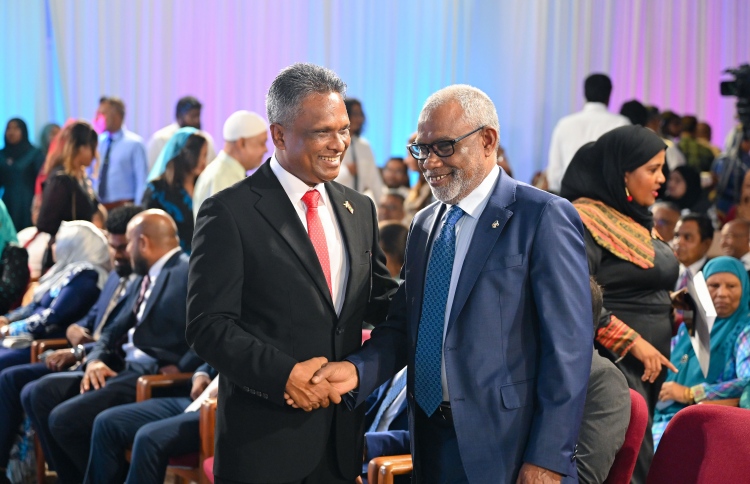 އާޒިމް އެދިވަޑައިގަތީ އެމްޑީޕީގެ ސިޔާސަތު ތަންފީޒުކުރަން