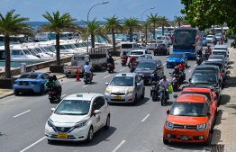 Cars parked on the road: Complaints have been opened regarding parking slot allocation on Malé