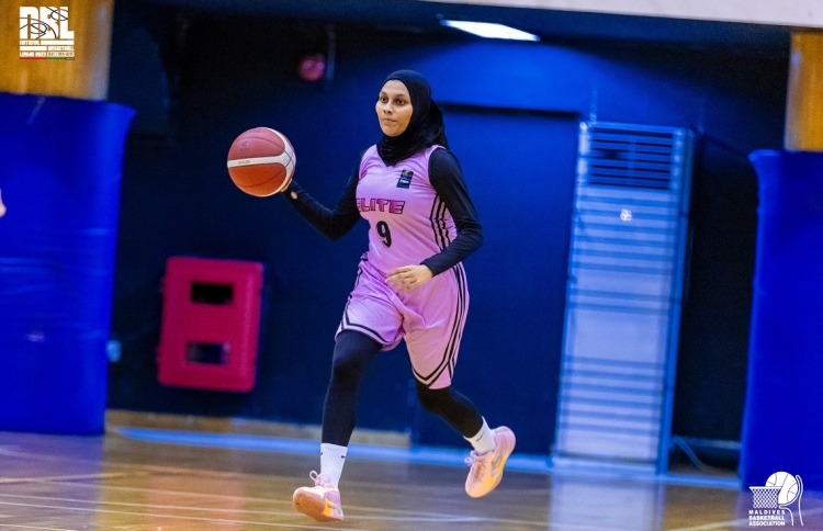 ސައިކްލޯންސް ބަލިކޮށް އެލީޓް ކުރިއަށް ޖެހިލައިފި