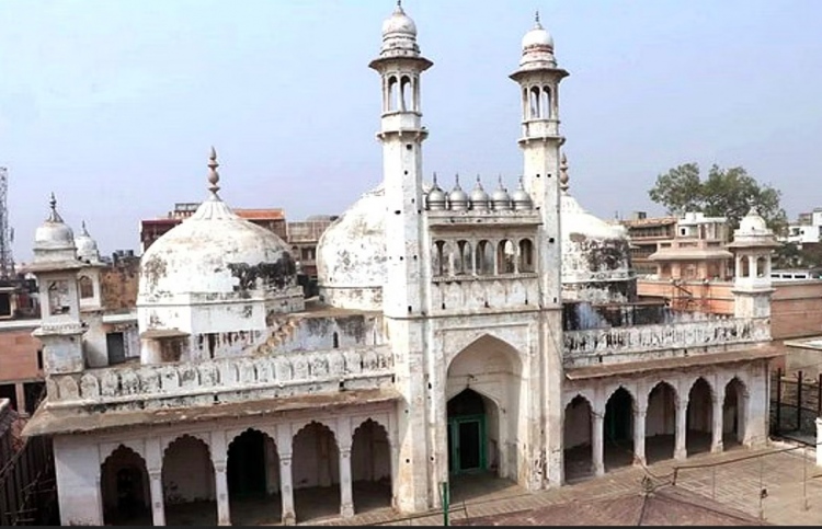 މިސްކިތެއްގައި ހިންދޫން އަޅުކަން ކުރަން ހުއްދަ ދީފި