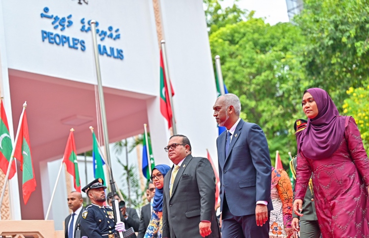 މަޖިލިސް ގަވާއިދުގެ މައްސަލާގެ ޝަރީއަތް އަވަސްކޮށްފި