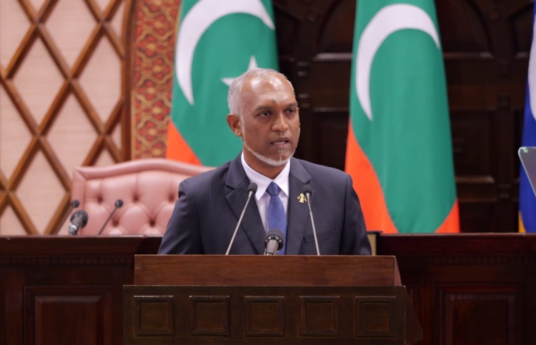 75 އަހަރާ ހަމައަށް ހިދުމަތް ކުރެވޭ ގޮތް ހަދަނީ