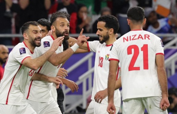 ކޮރެއާ ކަޓުވާލުމަށްފަހު އުރުދުން އަލަށް ފައިނަލަށް