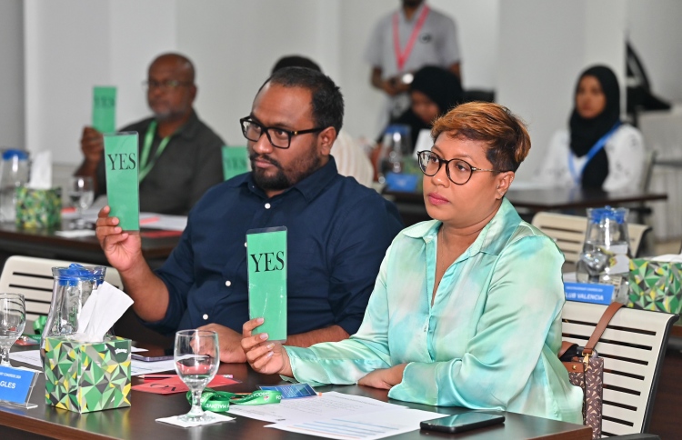 ނުފޫޒުގަދަ ފަސް ކްލަބްގެ ކޯލިޝަން ރޫޅުނީ ކީއްވެ؟