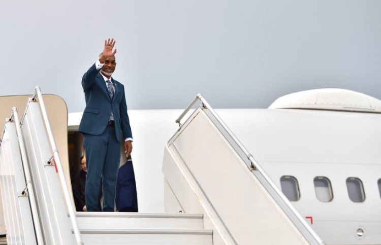 ރައީސް، ދުބާއީ އަށް ފުރާވަޑައިގަންނަވައިފި