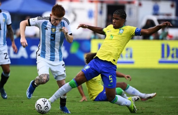 ޗެމްޕިއަން ބްރެޒިލް އޮލިމްޕިކްސްއަށް ކޮލިފައި ނުވި