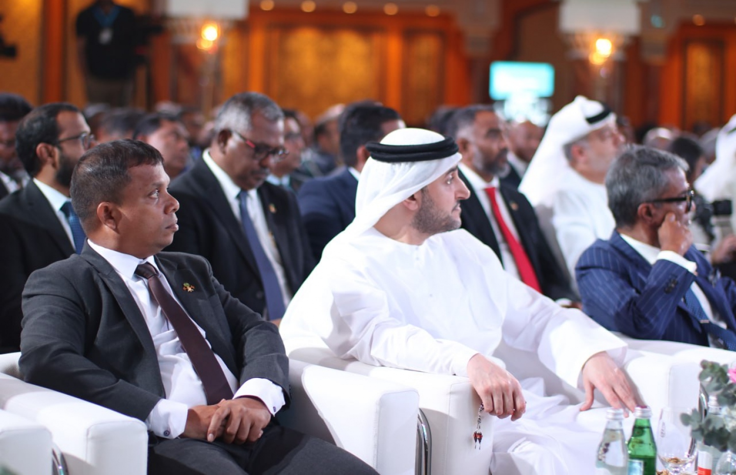 ފޯރަމްގެ ބައެއް ބައިވެރިން