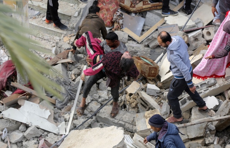 ހަމަލާތައް ހުއްޓާލަން ހަމާސް އަށް ބޮޑު ހުށަހެޅުމެއް