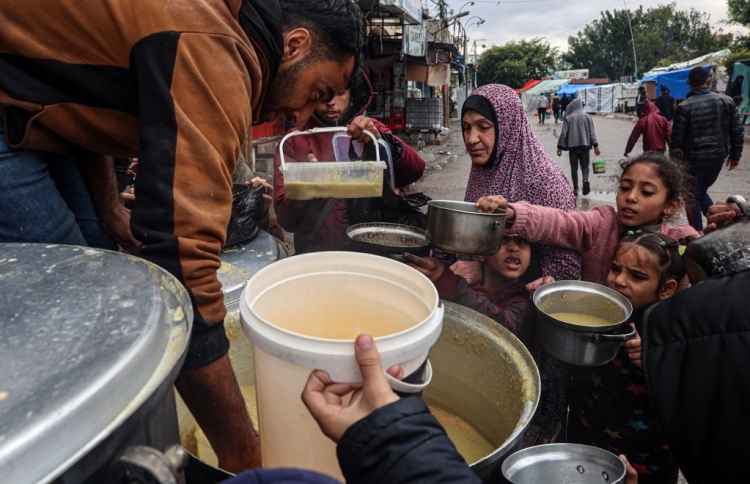 އިޒްރޭލާ ދެކޮޅަށް ދެކުނު އެފްރިކާއިން އަލުން ކޯޓަށް