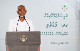 President Dr Mohamed Muizzu speaks to residents in Gaafu Dhaalu Madaveli.