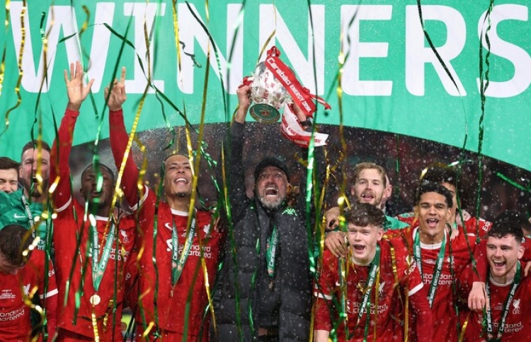 ކްލޮޕްގެ ވަދާއީ ލީގުކަޕު ޗެލްސީ ރޮއްވާލައި ތަށިނަގައިފި