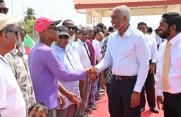 The residential community of HDh. Makunudhoo welcoming President Dr Mohamed Muizzu upon arrival -- Photo: President's Office