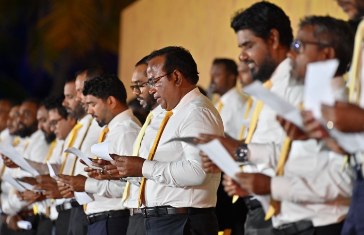 ޕާޓީ ބަދަލުނުކުރަން އެމްޑީޕީގެ ކެންޑިޑޭޓުން ހުވާކޮށްފި