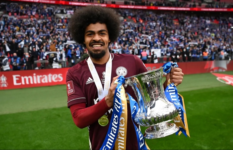 ހަމްޒާ ޗައުދަރީ ބަންގްލަދޭޝަށް ކުޅުމުގެ ފުރުސަތު ބޮޑު