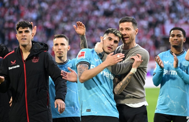 ވާދަވެރިންނަށްވުރެ ލެވަކޫސަން 10 ޕޮއިންޓް ކުރިއަށް!