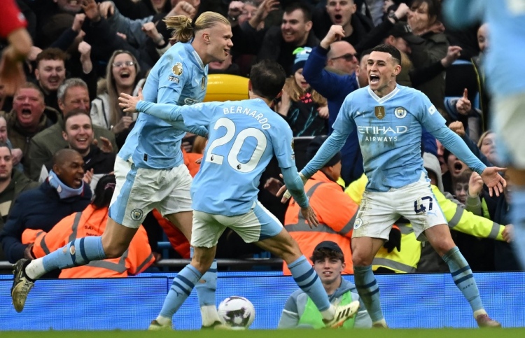 "ފޮޑެން އަކީ ޕްރިމިއާ ލީގުގެ އެންމެމޮޅު ކުޅުންތެރިޔާ"