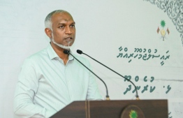 President Dr Mohamed Muizzu addressing the residential community of Lh. Kurendhoo during a ceremony held at the island this morning -- Photo: President's Office