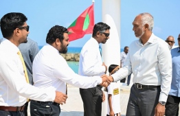 The residential community of Lh. Kurendhoo receiving President Dr Mohamed Muizzu upon his arrival at the island -- Photo: President's Office