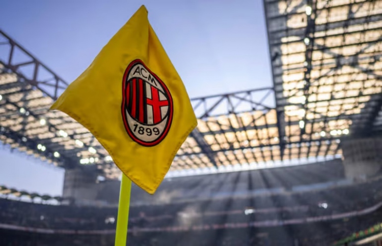 އިޓަލީގެ ފުލުހުން އޭސީ މިލާނުގެ އޮފީސް ރެއިޑްކޮށްފި