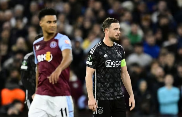 ހެންޑަސަން އިންގްލެންޑުން އެނބުރި ދާން ޖެހުނީ ހުސްއަތާ