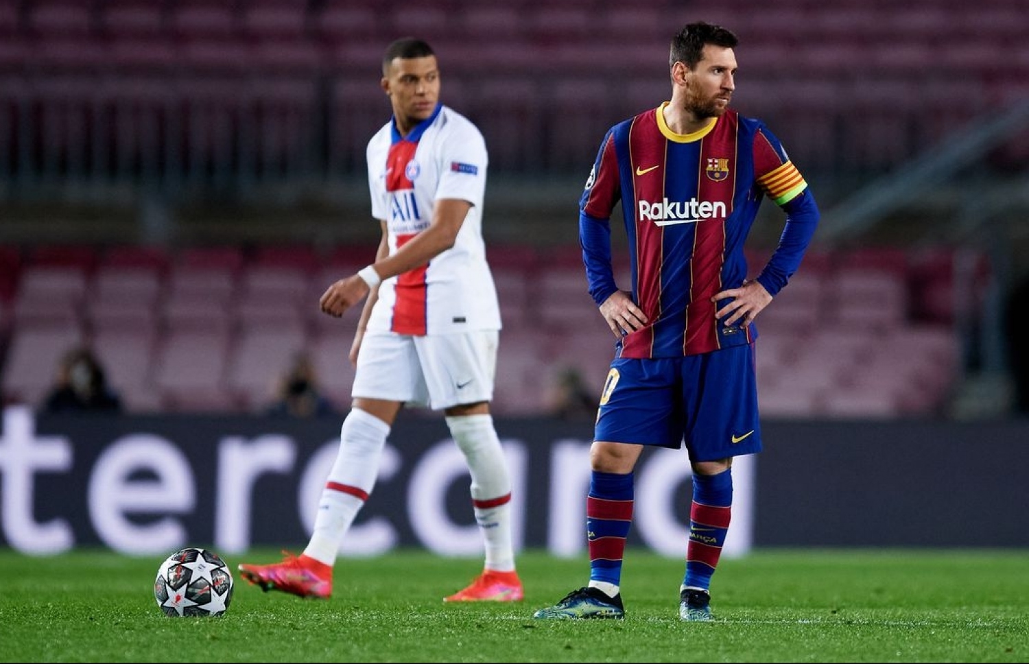 ޗެމްޕިއަންސް ލީގު 2020/2021 ސީޒަންގައި ބާސާ އާއި ޕީއެސްޖީ ބައްދަލުކުރި މެޗުގެ ތެރެއިން.--