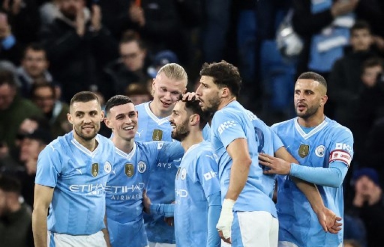 އެހެން ޓީމަކަށް ނުހެދުނު ރެކޯޑަކާ އެކު ސިޓީ ސެމީއަށް