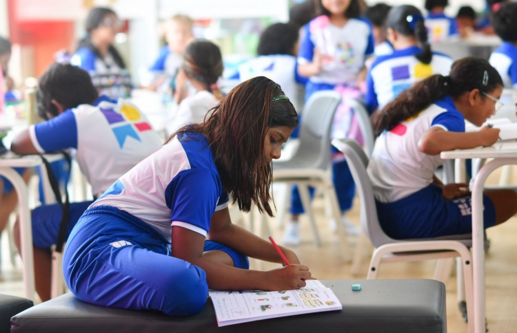 ފިންލެންޑް އިންޓަނޭޝަނަލަށް ބައިނަލްއަގުވާމީ އެކްރެޑިޓް