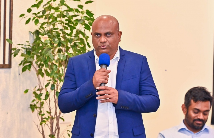 ތިން އަހަރަށްފަހު ލަތީފް އަލުން ވީއޭއެމްގެ ރައީސްކަމަށް