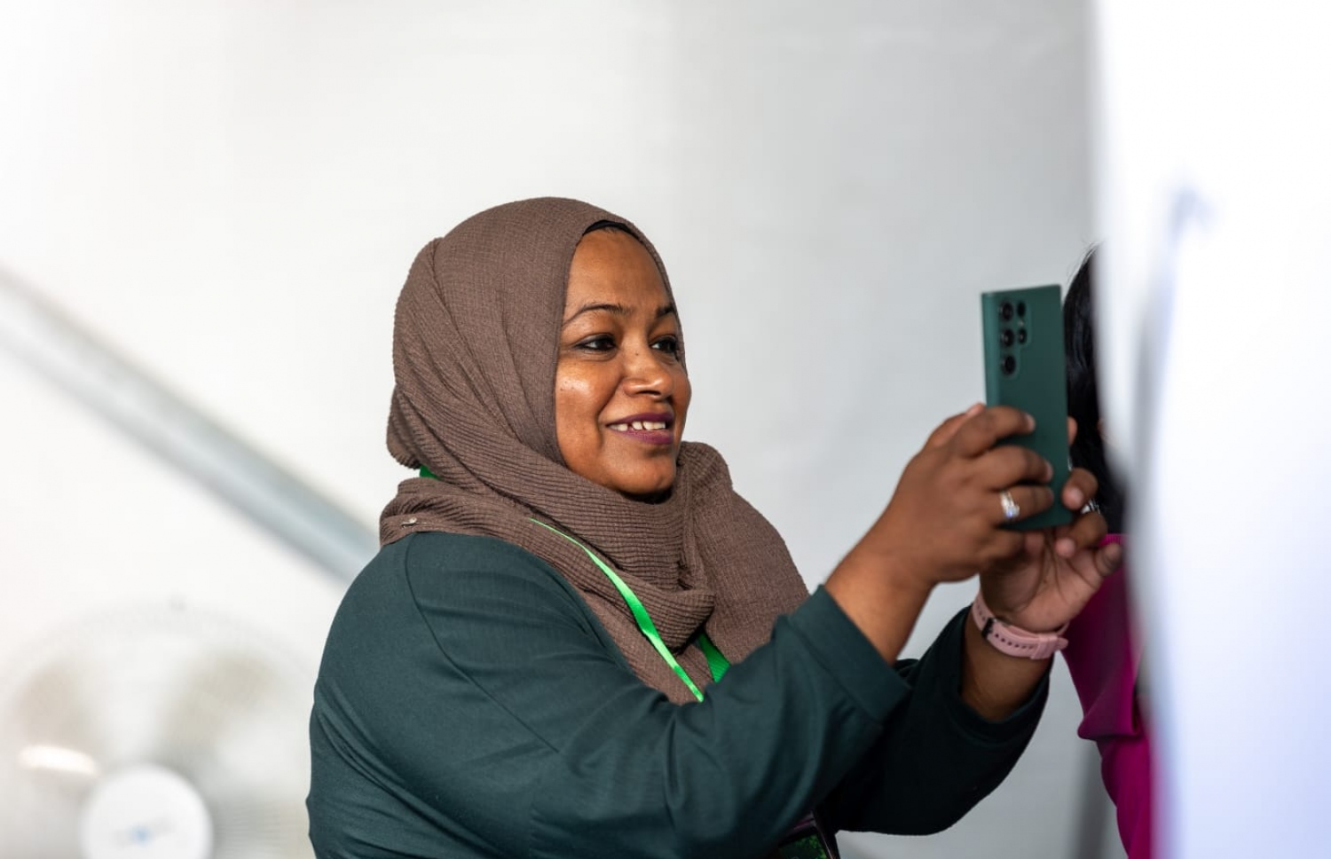 ޝެހެނާޒް: އޭނާގެ މި ވިޔަފާރިއަށް އެންމެ ބޮޑު  އެޙީތެރިކަމެއް ލިބެނީ ފިރިމީހާ ނިޝާހުގެ ފަރާތުން