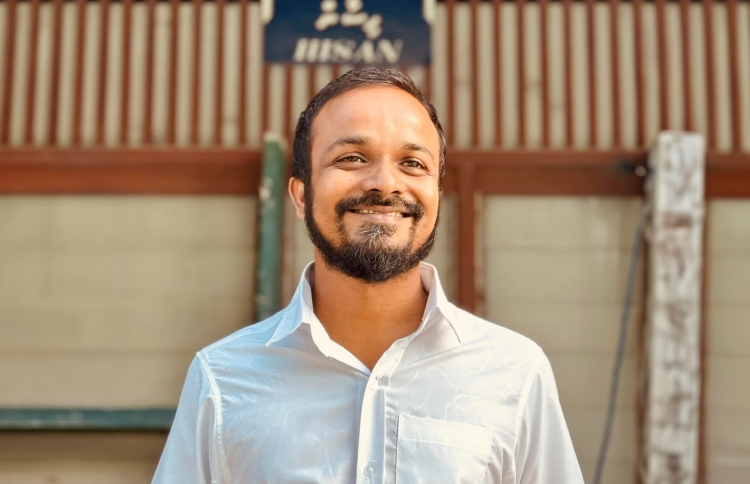 ސަގީފު: ރައްޔިތުންގެ ރައްޔިތެއްގެ ގޮތުގައި އަޑުއުފުލަން