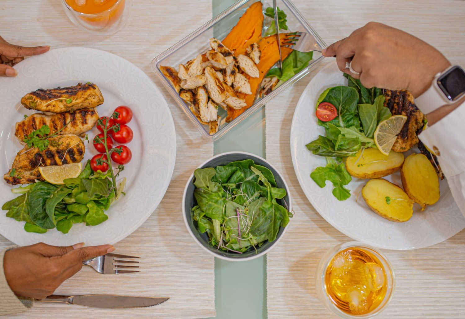 ކްލީން ޕްލޭޓްގެ ބައެއް މީލްތައް