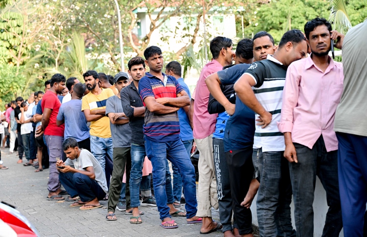 އަމިއްލައަށް ވިޔަފާރިކުރާ ބިދޭސީން ޑީޕޯޓް ކޮށްލަނީ!